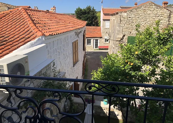 מלון Volta Butik